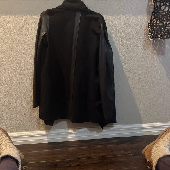 SPANX Black Women's Blazer with Satin Sleeves - Picture 5 of 10